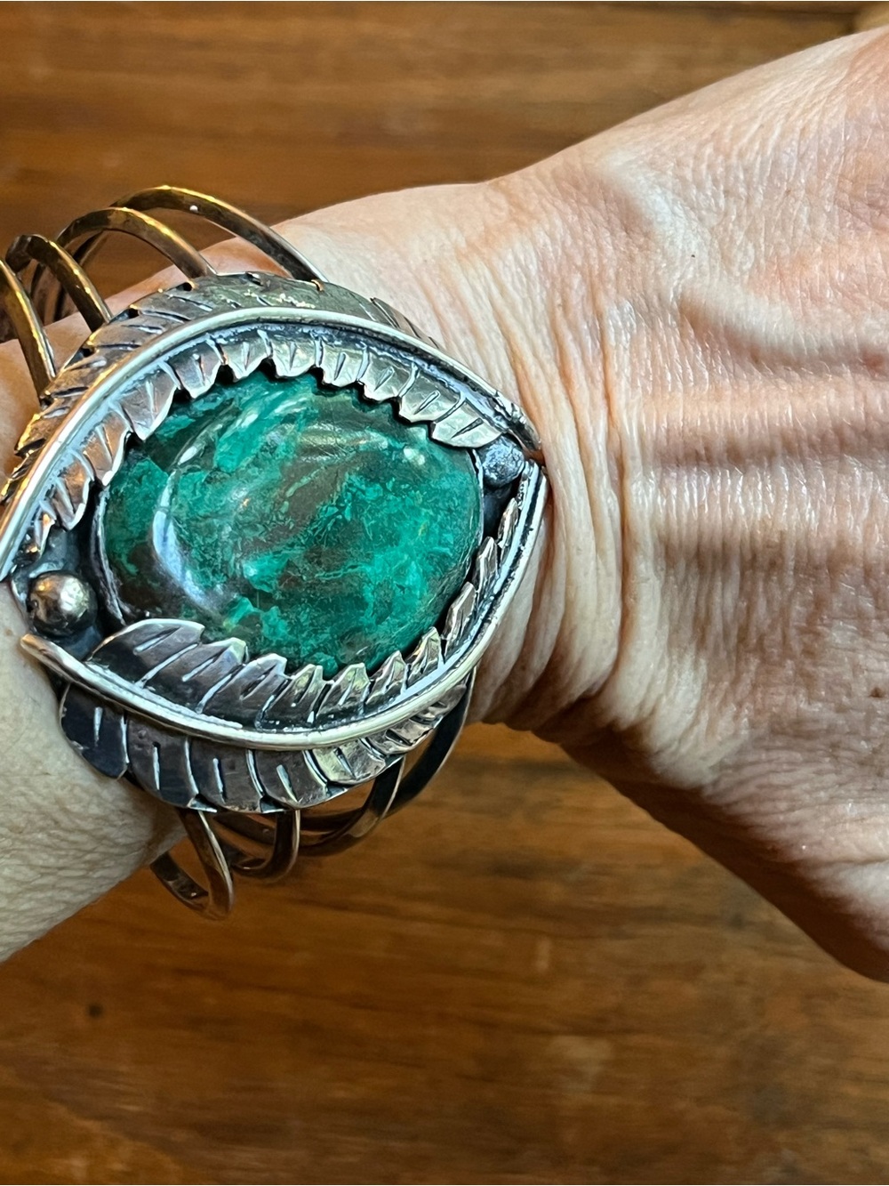 Native American Sterling Silver Green Turquoise Cuff Bracelet - Picture 3 of 10